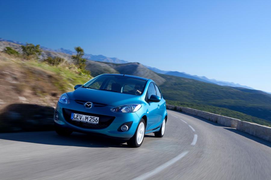  Mazda2 2010 года  (фото 79 из 183)